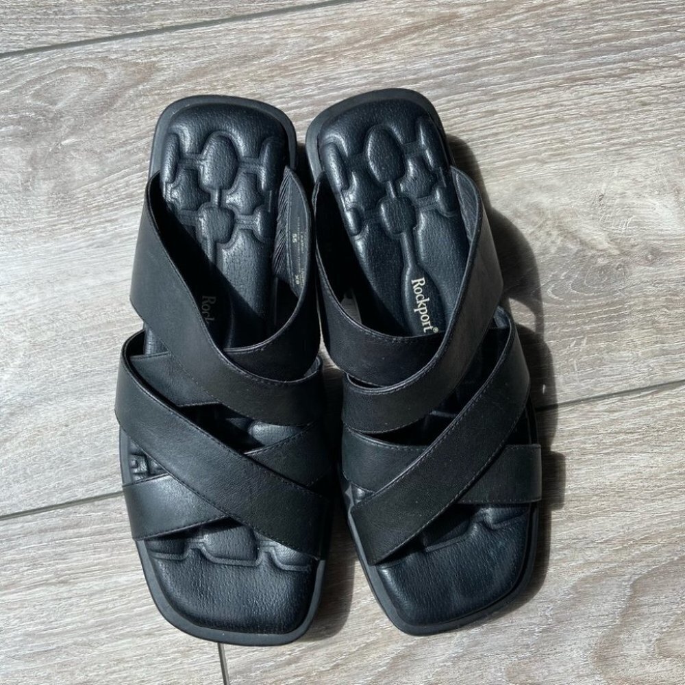Rockport Square Toes Foam Insole Leather Slippers  Sandals